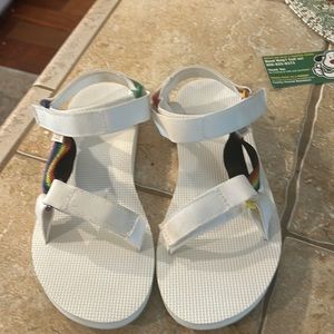 NWOT Tevas brand new
